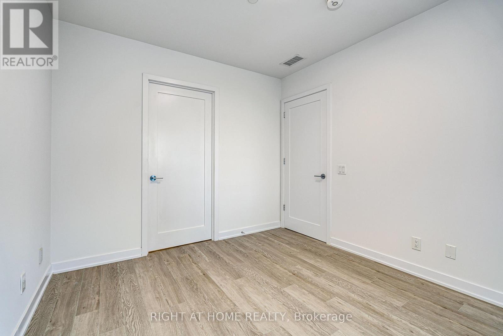 408 - 2946 Dundas Street W, Toronto, Ontario  M6P 1Y8 - Photo 13 - W13721152