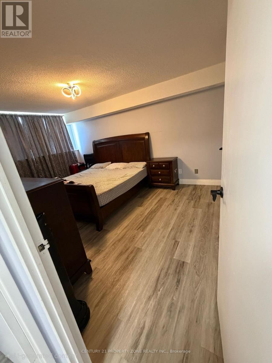 1501 - 3700 Kaneff Crescent, Mississauga, Ontario  L5A 4B8 - Photo 14 - W13721192