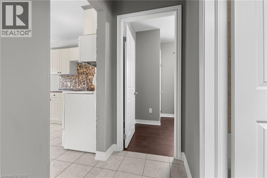 93 Sherwood Avenue, St. Catharines, Ontario  L2R 1X4 - Photo 17 - 40848463