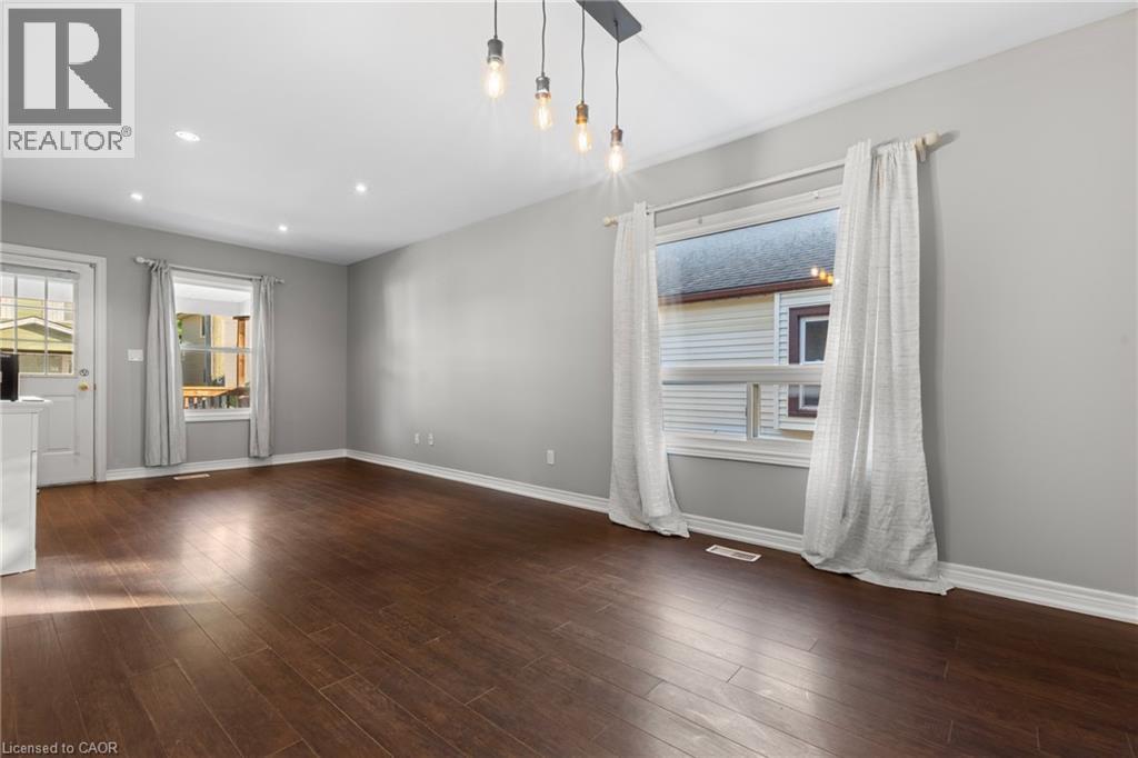 93 Sherwood Avenue, St. Catharines, Ontario  L2R 1X4 - Photo 6 - 40848463