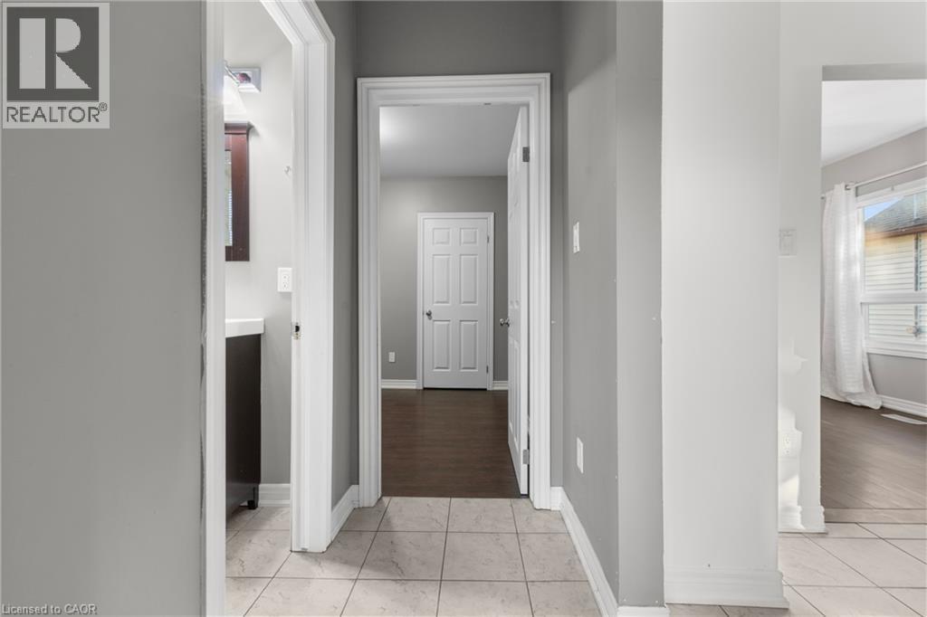 93 Sherwood Avenue, St. Catharines, Ontario  L2R 1X4 - Photo 19 - 40848463