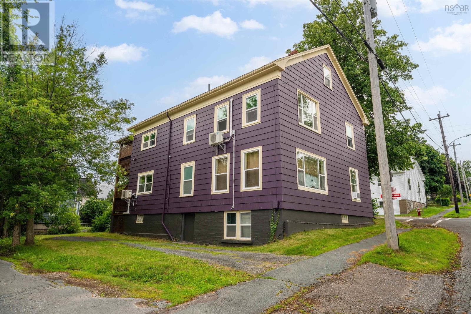 9 Cedar Street, Windsor, Nova Scotia
