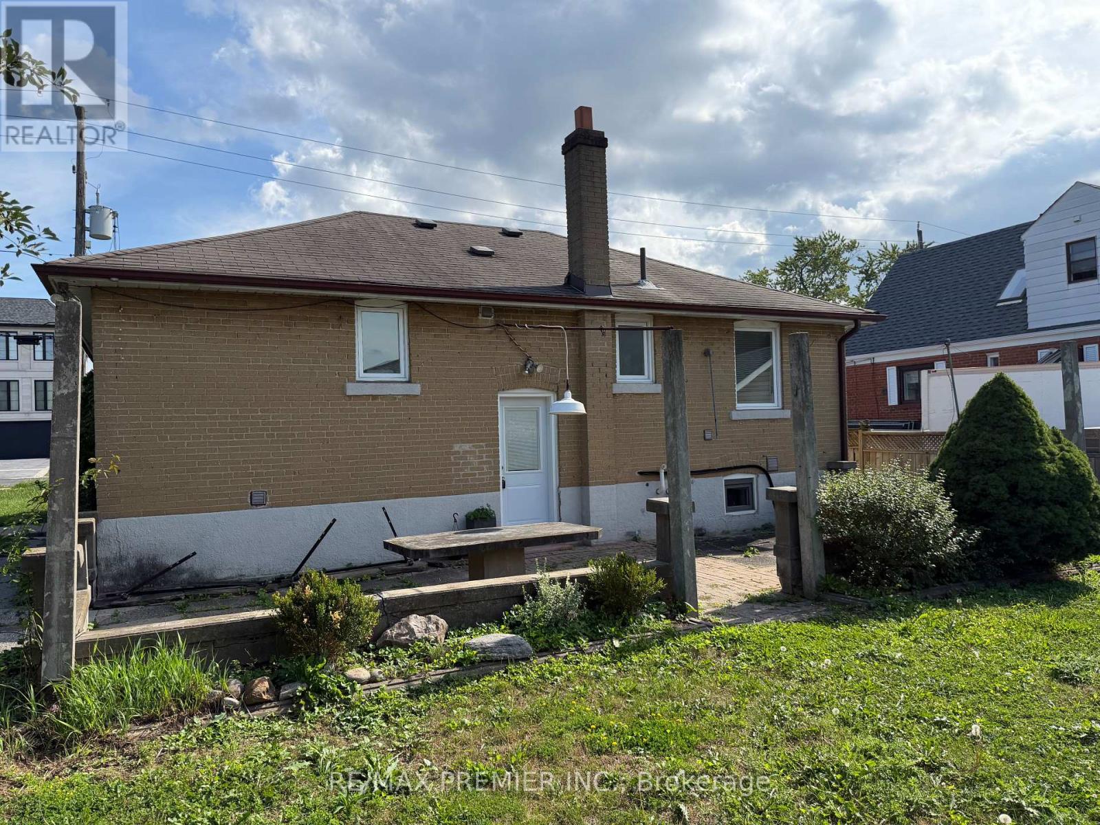 Bsmt - 404 Rustic Road, Toronto, Ontario M6L 1W7 - Photo 10 - W13711880