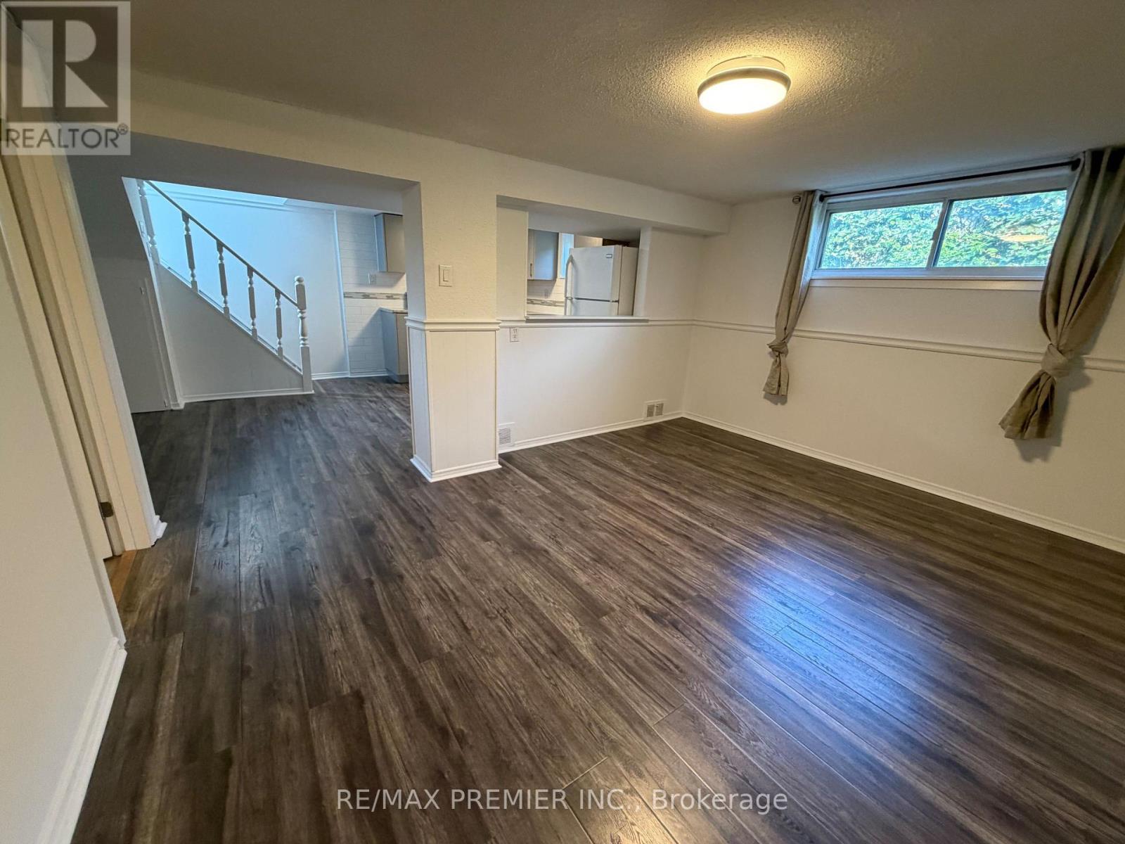 Bsmt - 404 Rustic Road, Toronto, Ontario M6L 1W7 - Photo 3 - W13711880
