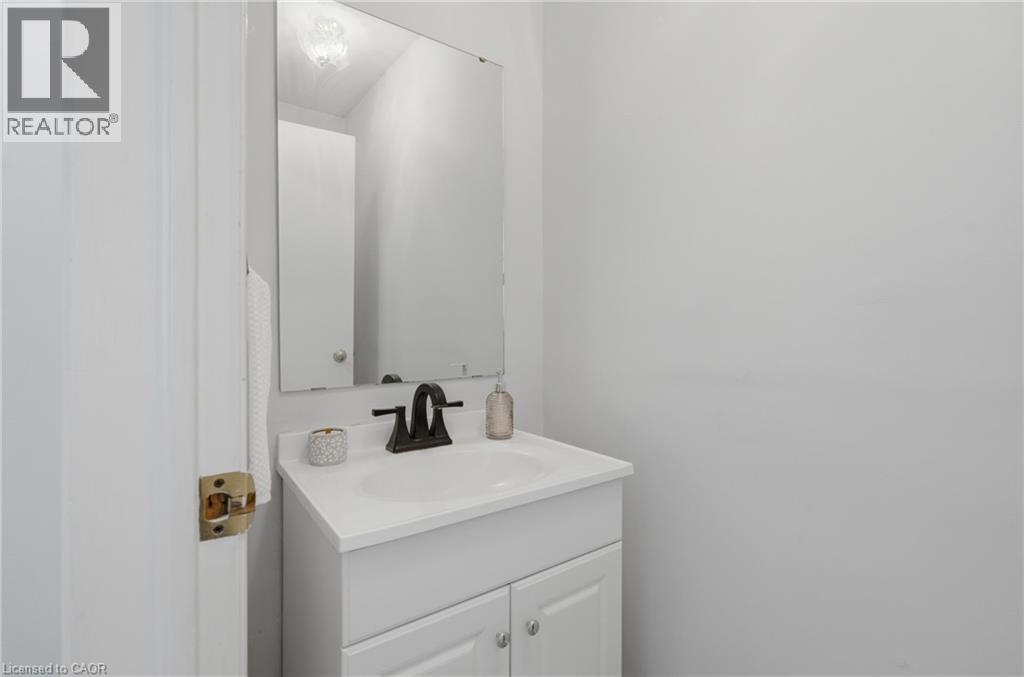 386 Highland Road W Unit# 46, Stoney Creek, Ontario  L8J 3P9 - Photo 14 - 40858759