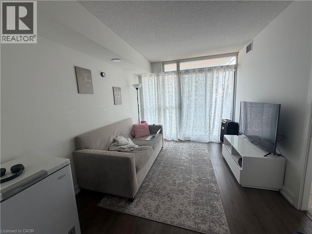 15 Iceboat Terrace Unit# 2203, Toronto, Ontario  M5V 4A5 - Photo 5 - 40852140