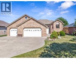 372 EAST PUCE RIVER ROAD, Lakeshore, Ontario