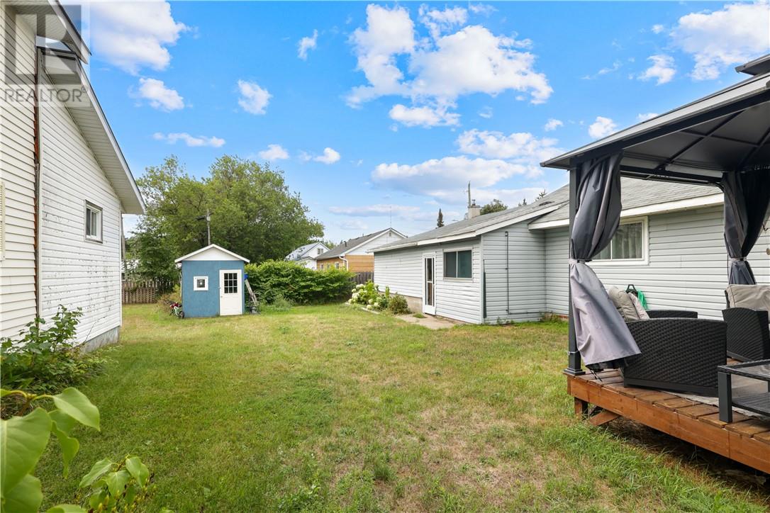 305 Castle Street, Massey, Ontario  P0P 1P0 - Photo 5 - 2130050