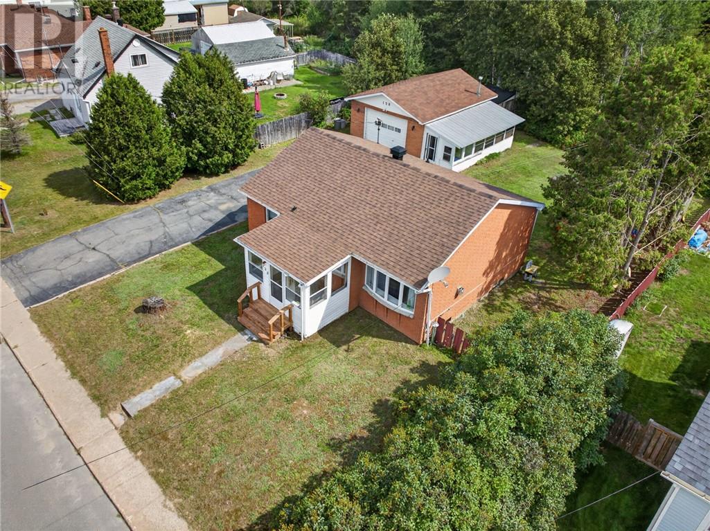 128 First Avenue, Levack, Ontario  P0M 2C0 - Photo 4 - 2130037