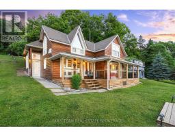 375 CHAMPLAIN ROAD, Penetanguishene, Ontario