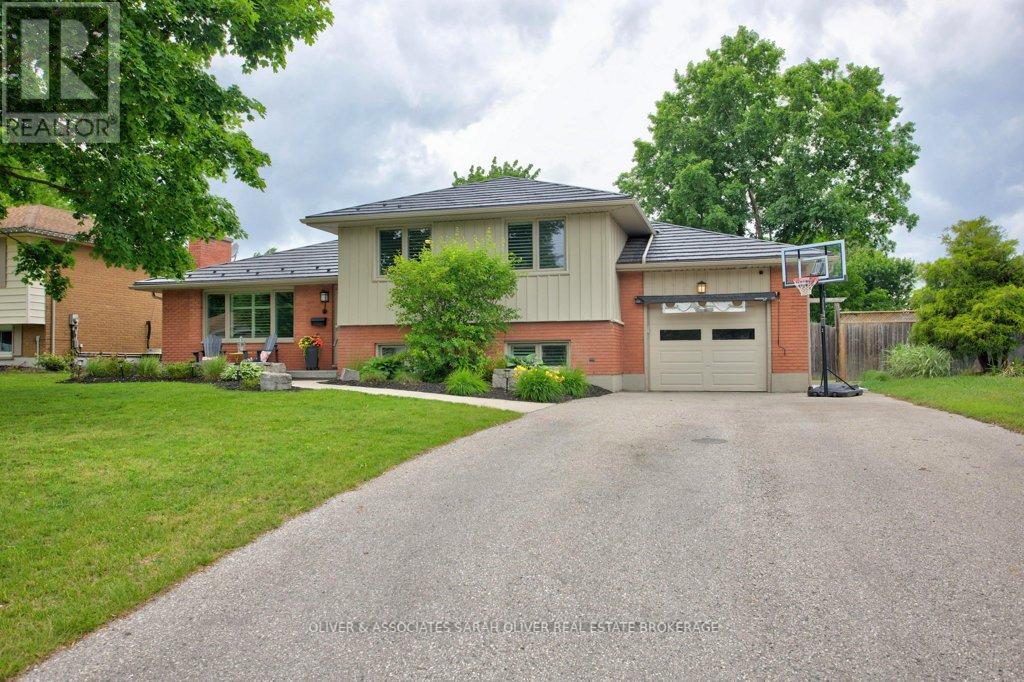 $829,90024 Field Road, London South, Ontario