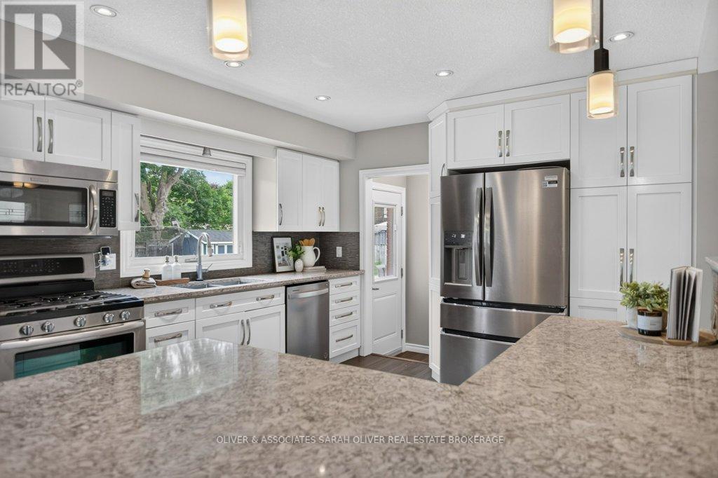 24 Field Road, London South, Ontario  N6P 1C5 - Photo 5 - X13721342