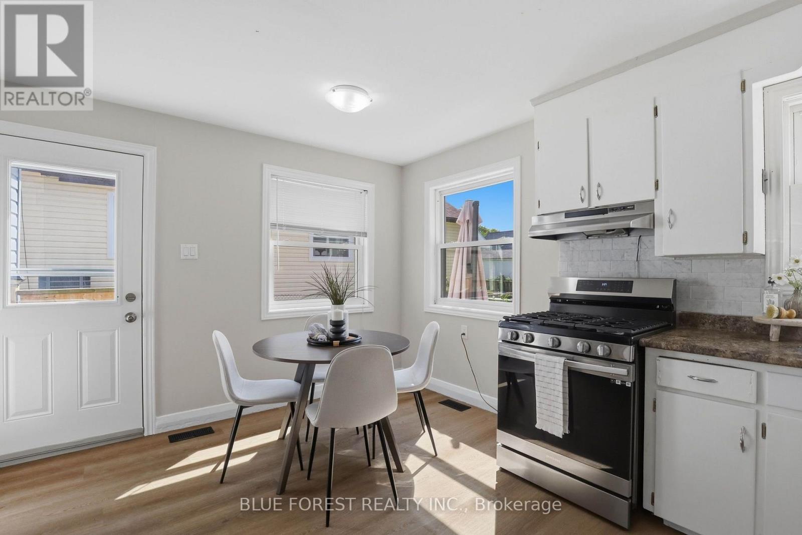 35 Mackay Avenue, London South, Ontario  N6J 2V1 - Photo 14 - X13721452