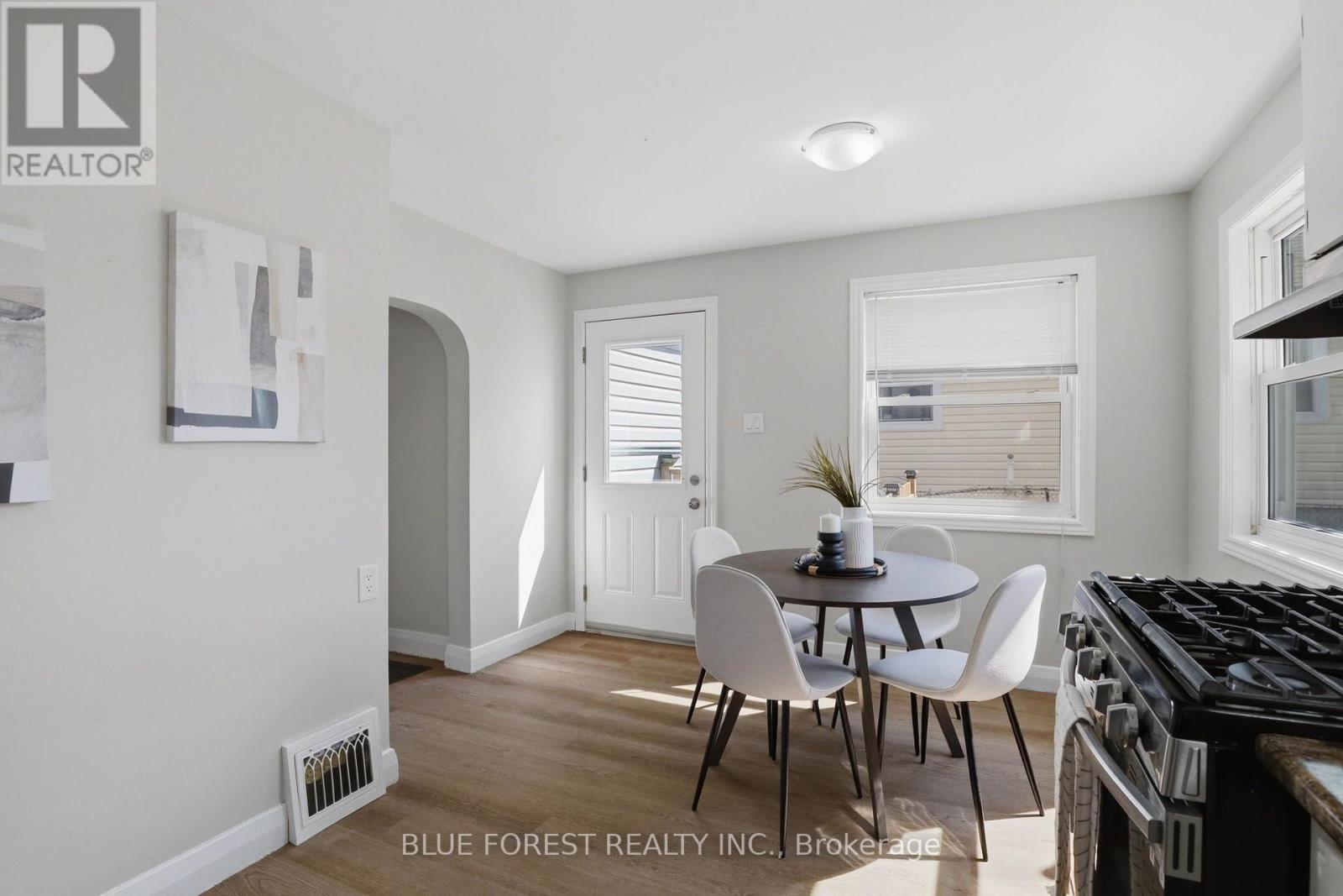 35 Mackay Avenue, London South, Ontario  N6J 2V1 - Photo 15 - X13721452