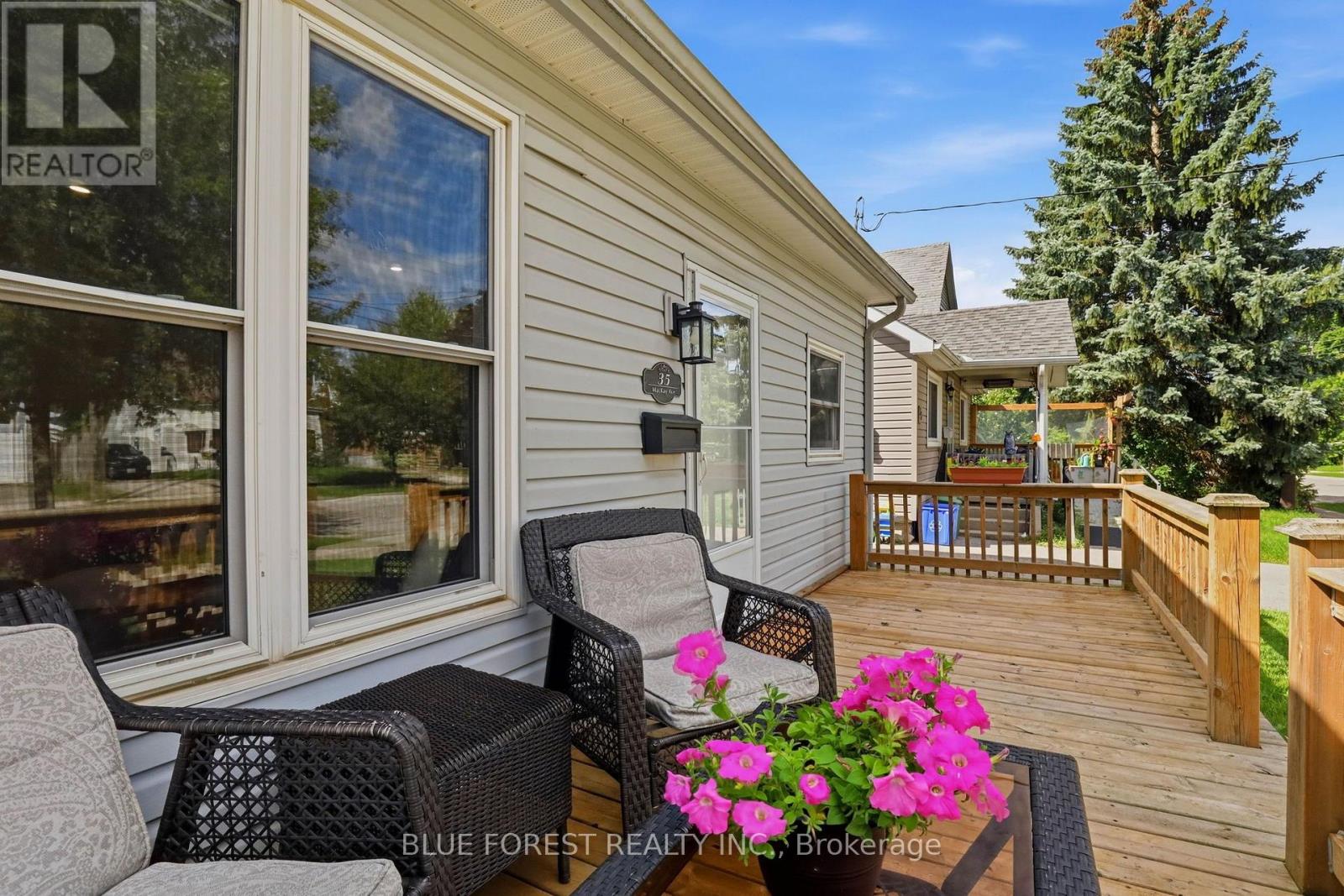35 Mackay Avenue, London South, Ontario  N6J 2V1 - Photo 6 - X13721452