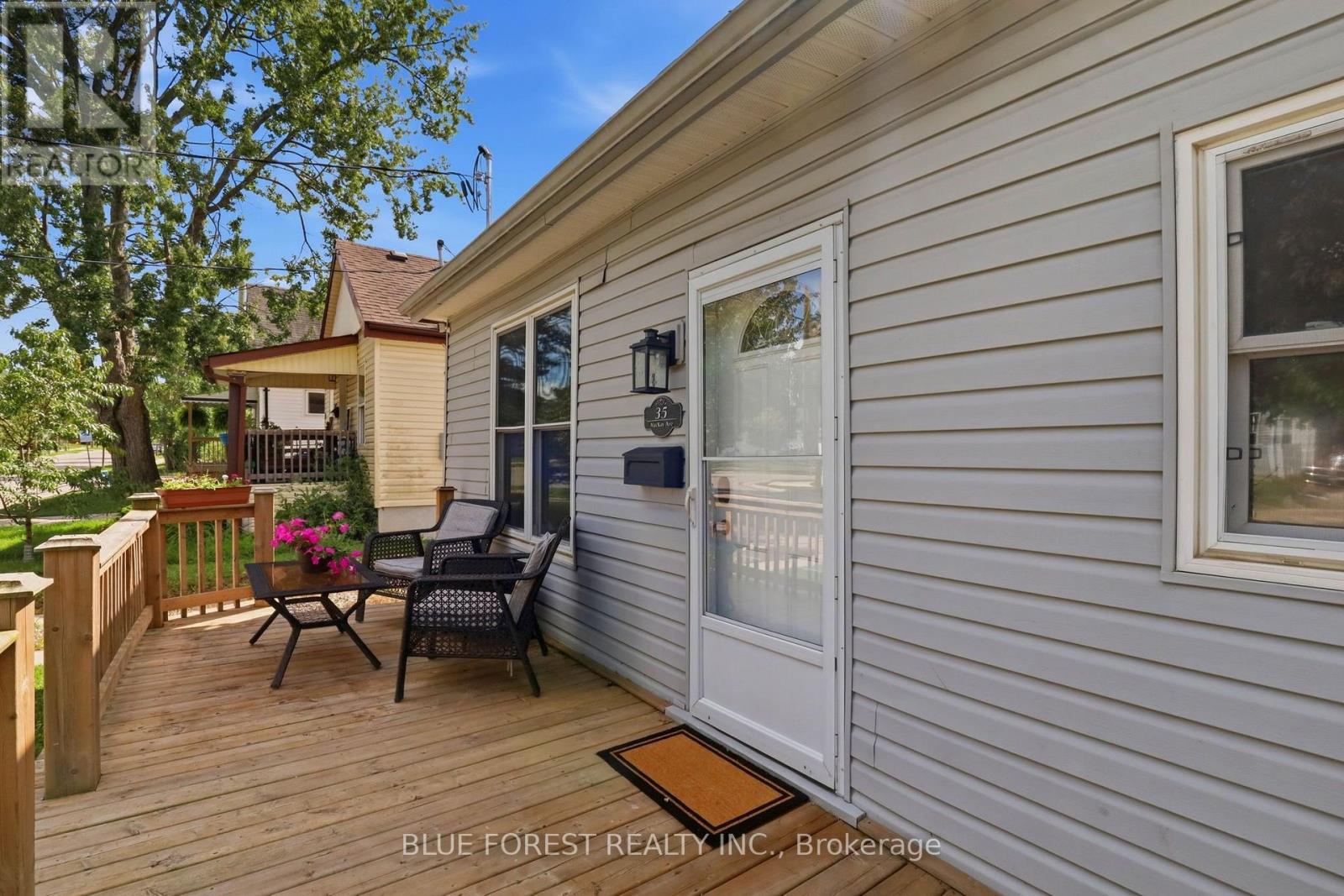 35 Mackay Avenue, London South, Ontario  N6J 2V1 - Photo 7 - X13721452