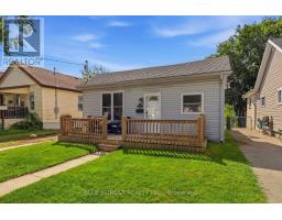 35 MACKAY AVENUE, London South, Ontario