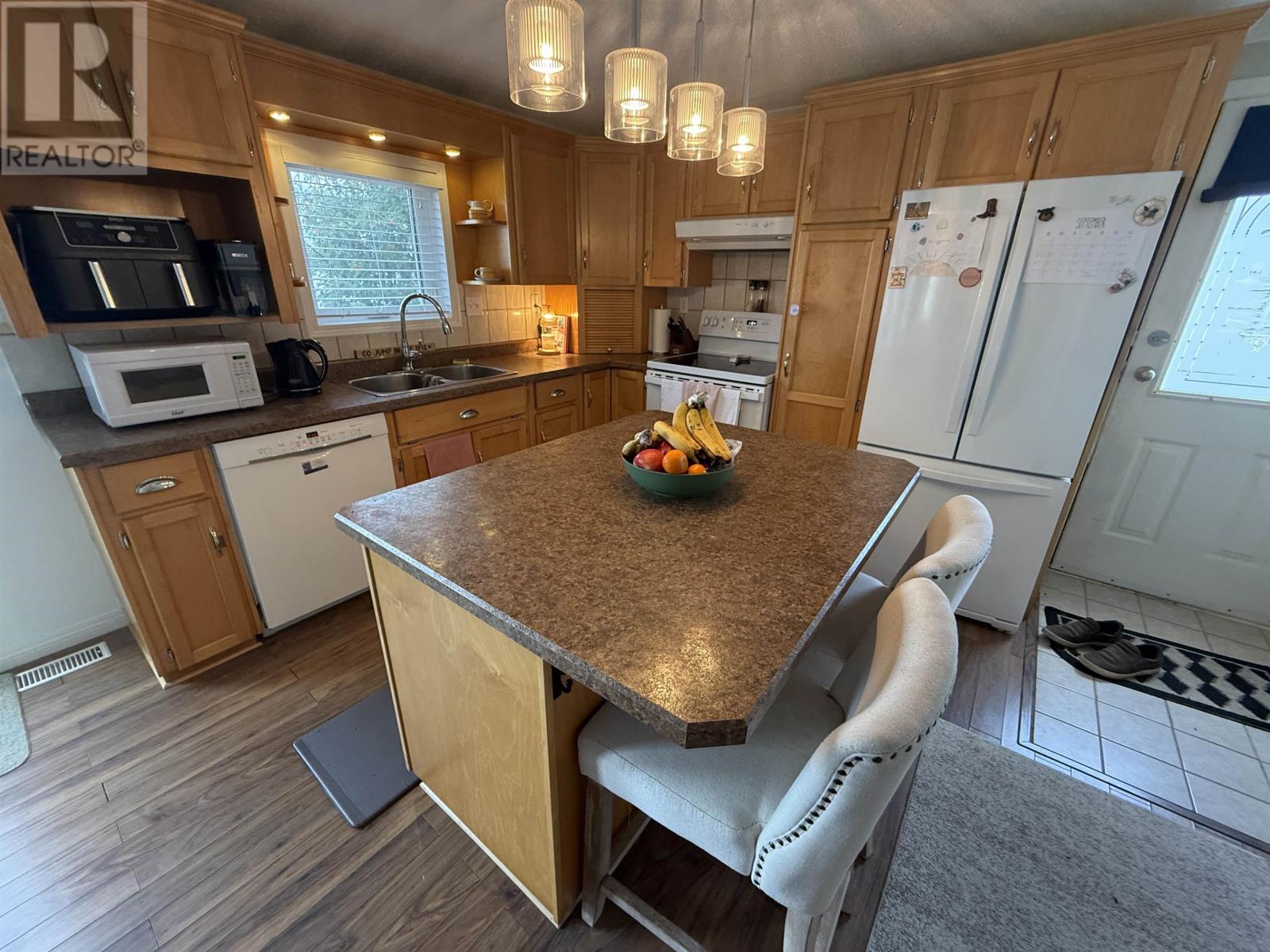 144 Lakeshore Dr, Ignace, Ontario  P0T 1T0 - Photo 7 - TB2602564