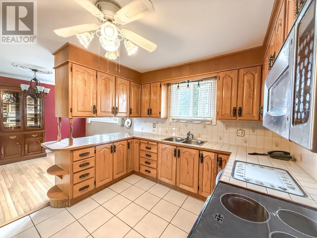 142 Conception Bay Highway, Bay Roberts, Newfoundland & Labrador  A0A 1G0 - Photo 3 - 1302466