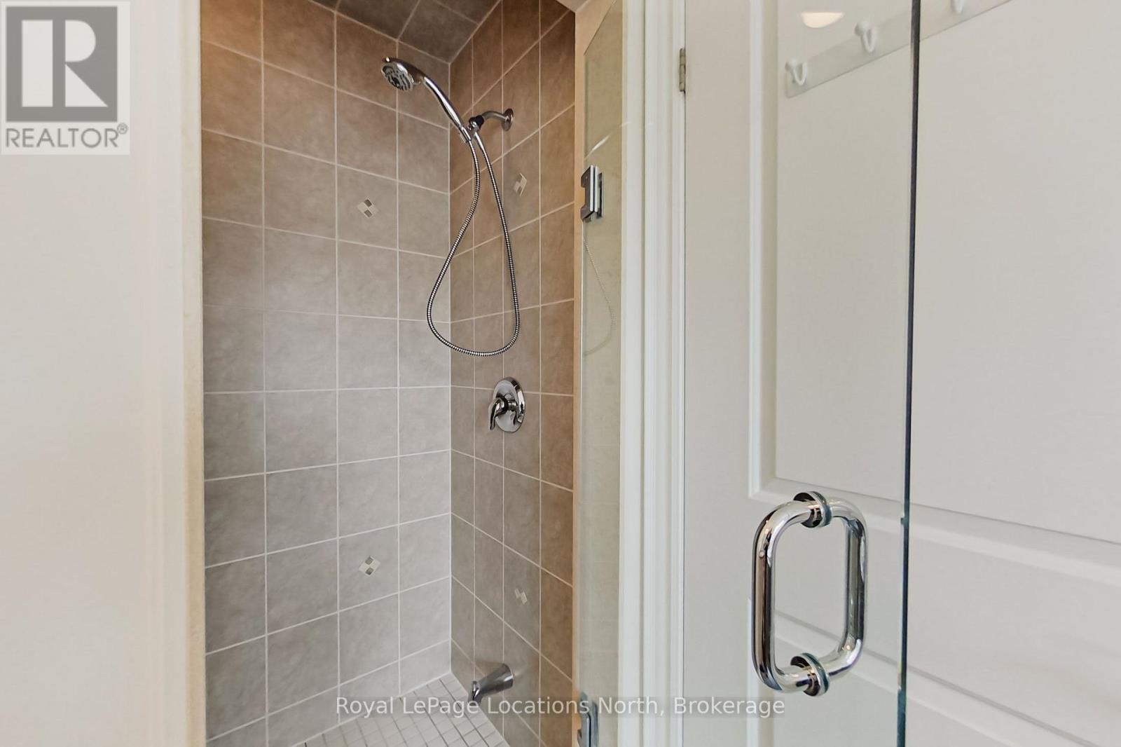 34 Savannah Crescent, Wasaga Beach, Ontario  L9Z 0E7 - Photo 23 - S13721088
