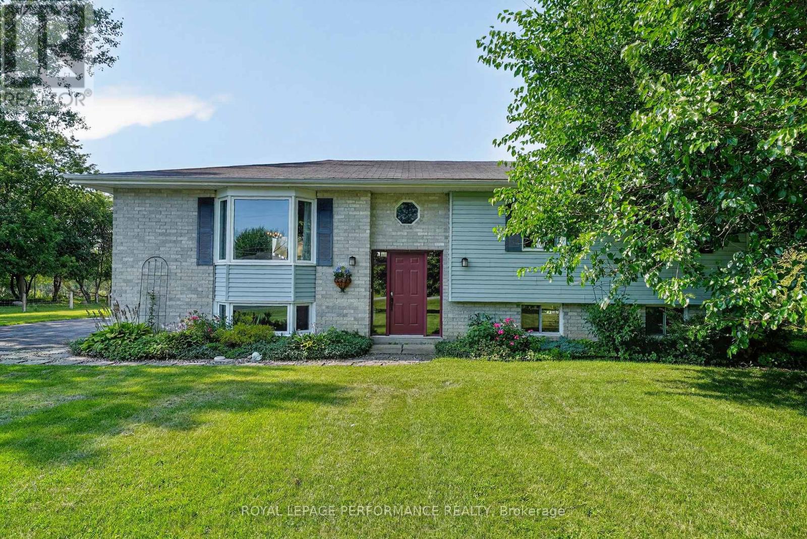 16217 Northfield Road, South Stormont, Ontario  K0C 1R0 - Photo 3 - X13721490