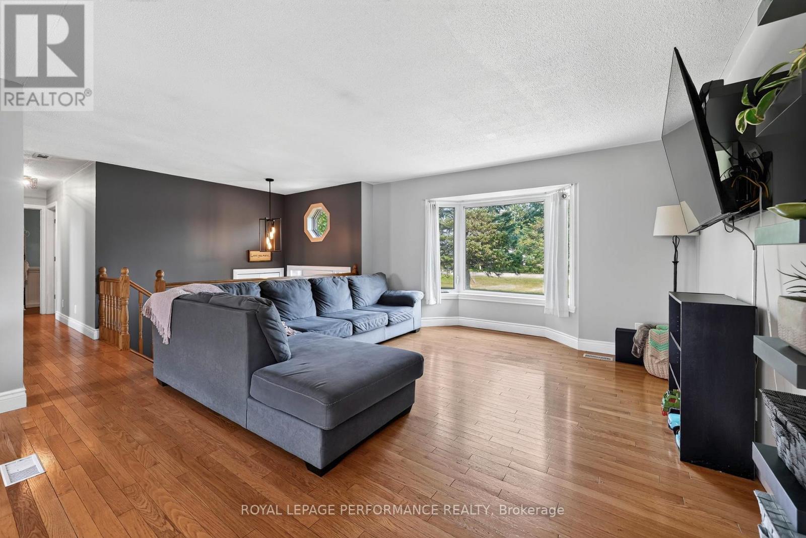 16217 Northfield Road, South Stormont, Ontario  K0C 1R0 - Photo 8 - X13721490