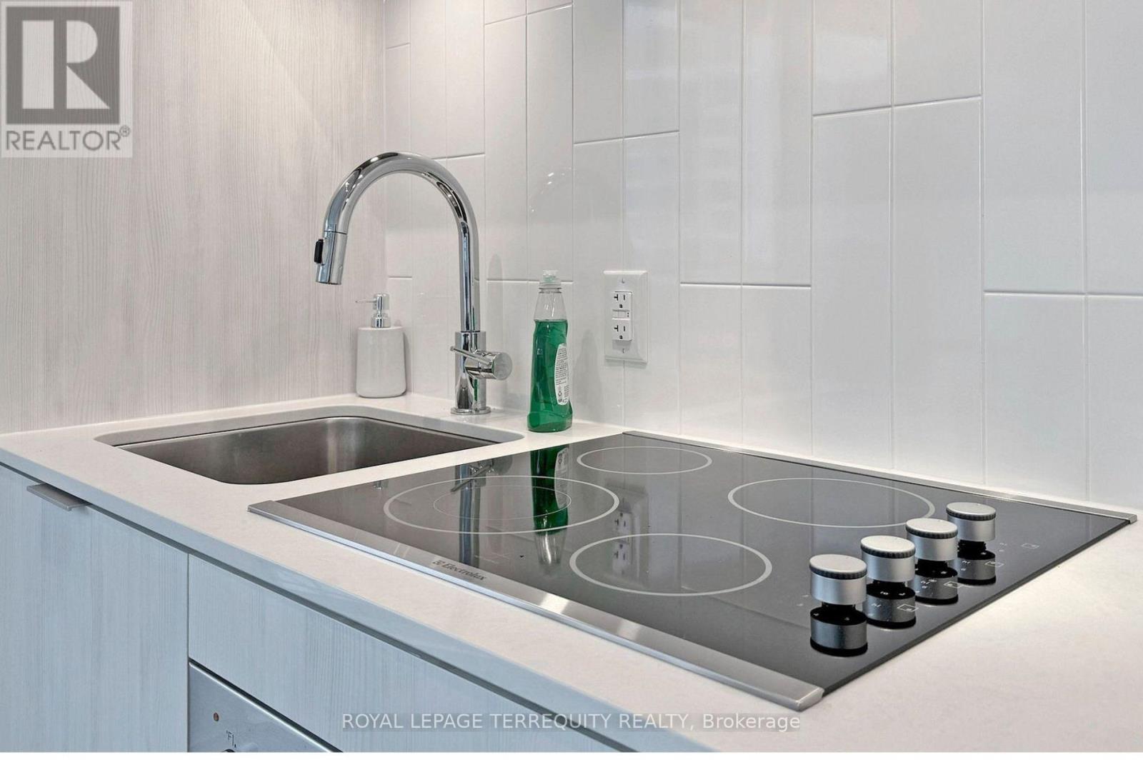 1020 - 35 Tubman Avenue, Toronto, Ontario  M5A 0T1 - Photo 10 - C13721248