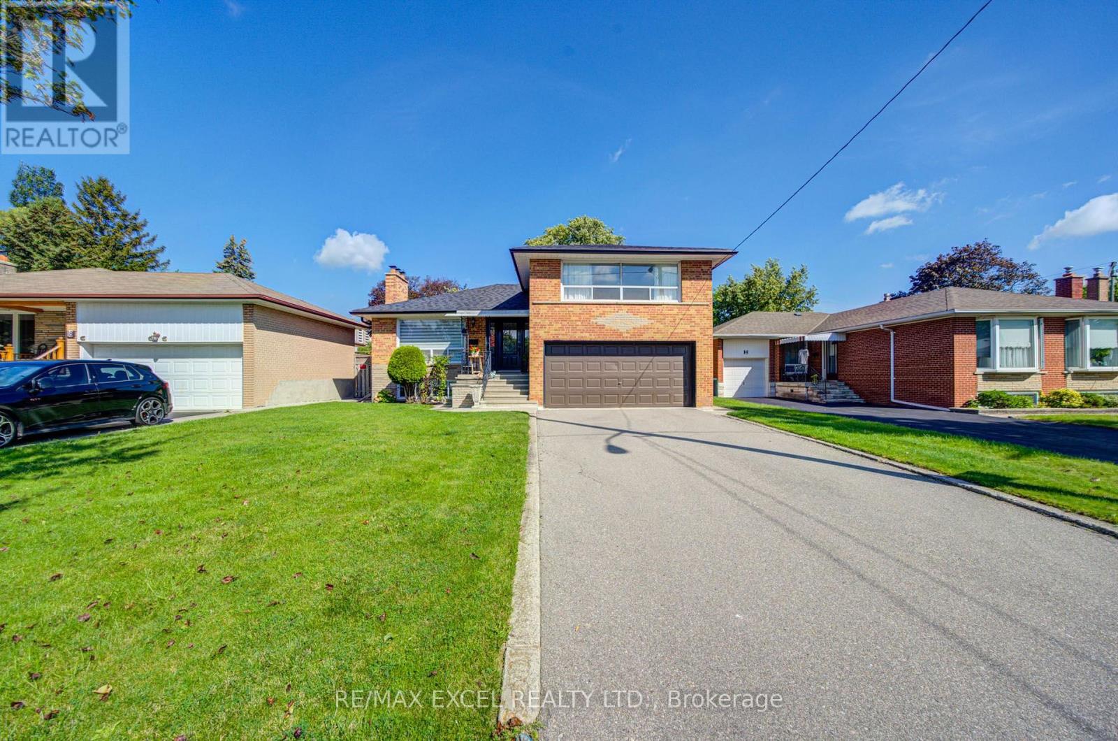 6 AVERILL CRESCENT, Toronto, Ontario