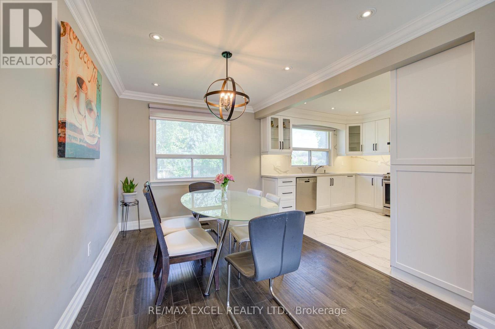 6 Averill Crescent, Toronto, Ontario  M2M 2A9 - Photo 12 - C13721436