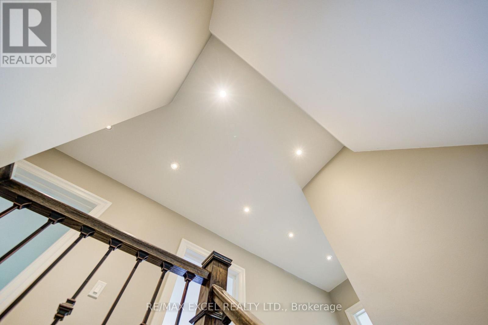 6 Averill Crescent, Toronto, Ontario  M2M 2A9 - Photo 19 - C13721436