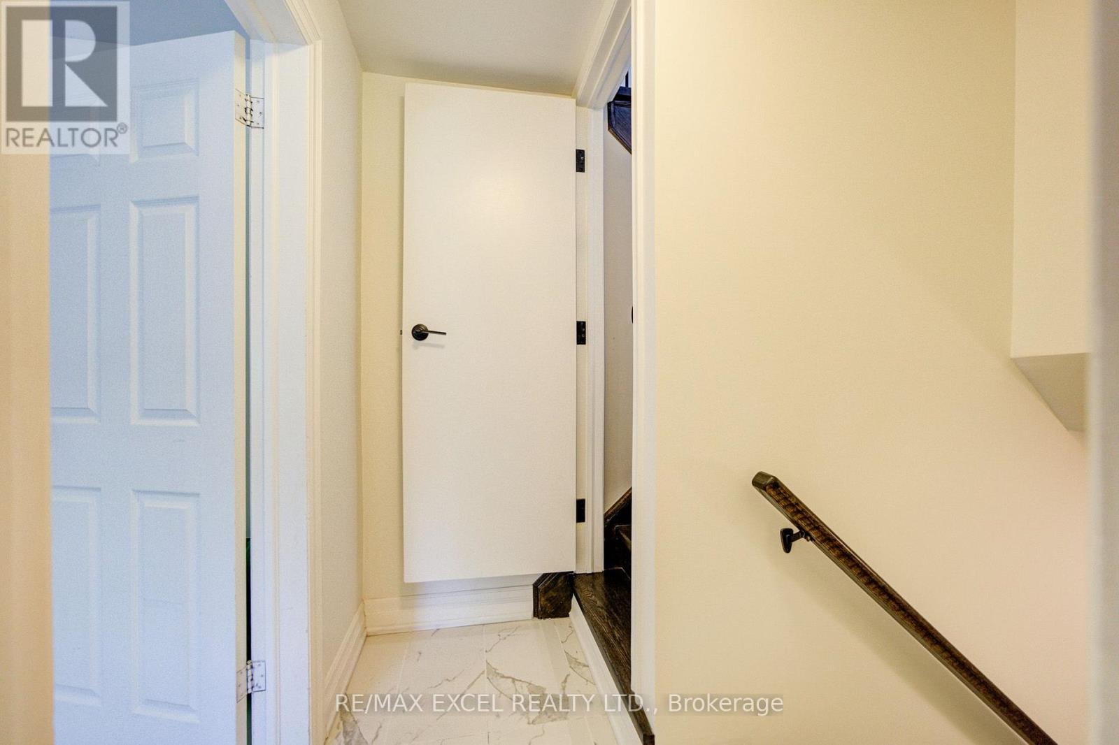 6 Averill Crescent, Toronto, Ontario  M2M 2A9 - Photo 30 - C13721436