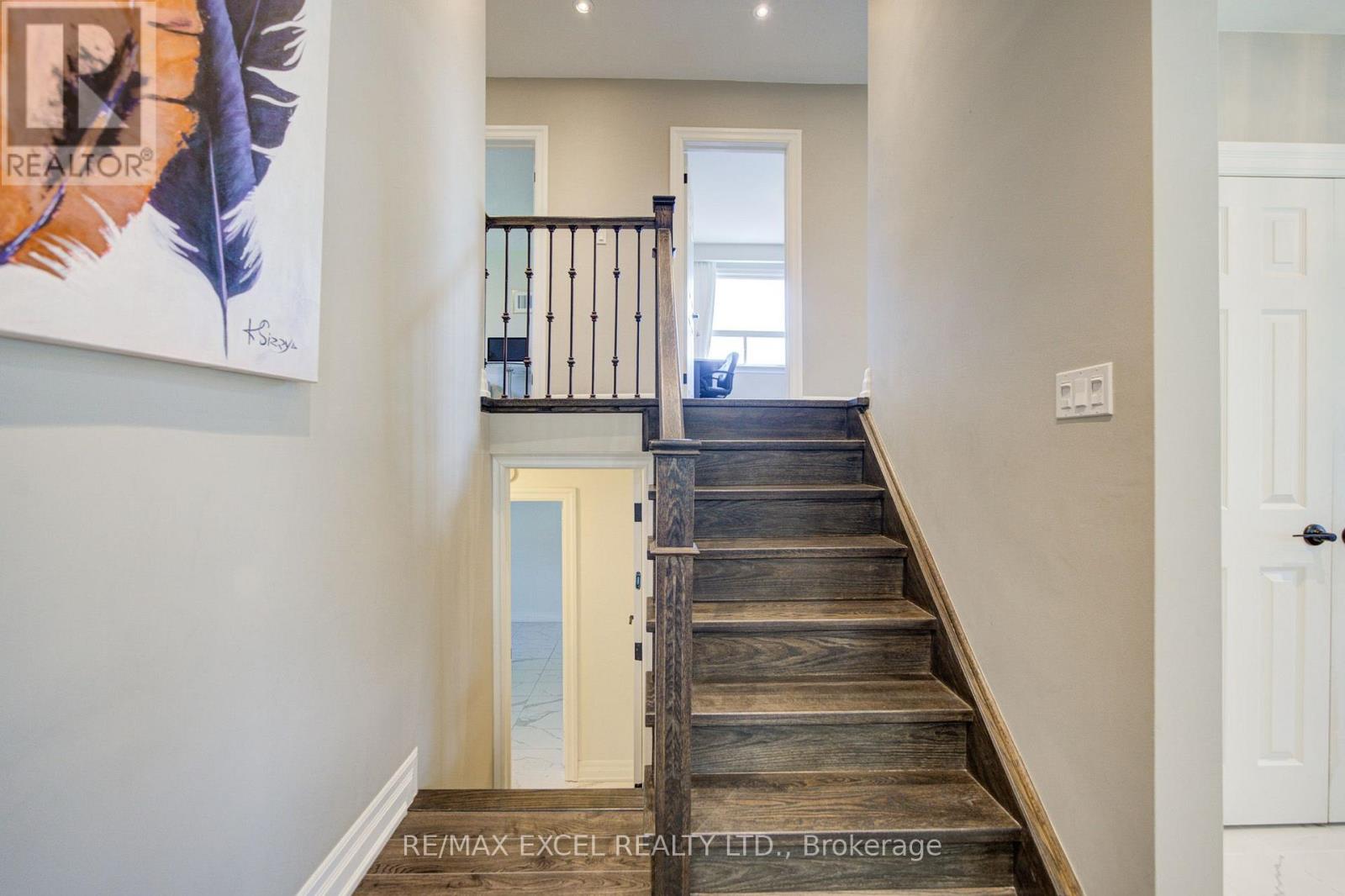 6 Averill Crescent, Toronto, Ontario  M2M 2A9 - Photo 6 - C13721436