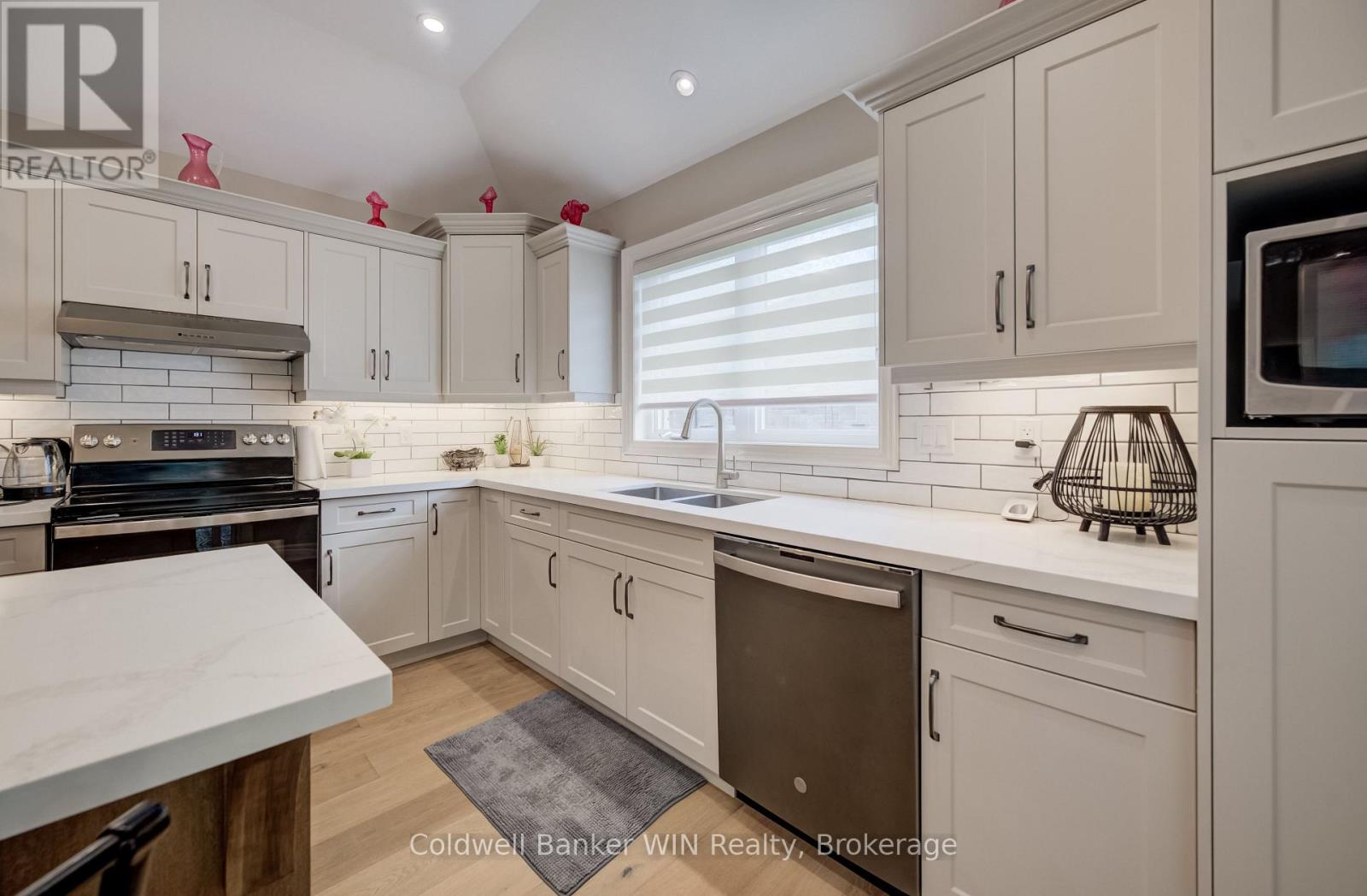 115 Ronnies Way, Wellington North (Mount Forest), Ontario  N0G 2L2 - Photo 15 - X13721330