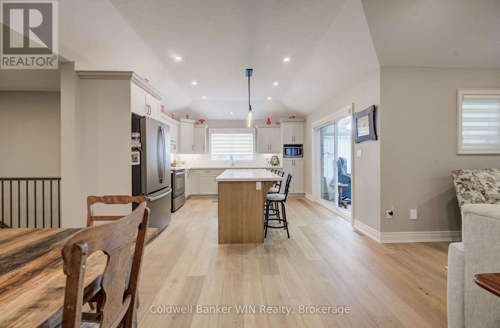 115 Ronnies Way, Wellington North (Mount Forest), Ontario  N0G 2L2 - Photo 18 - X13721330