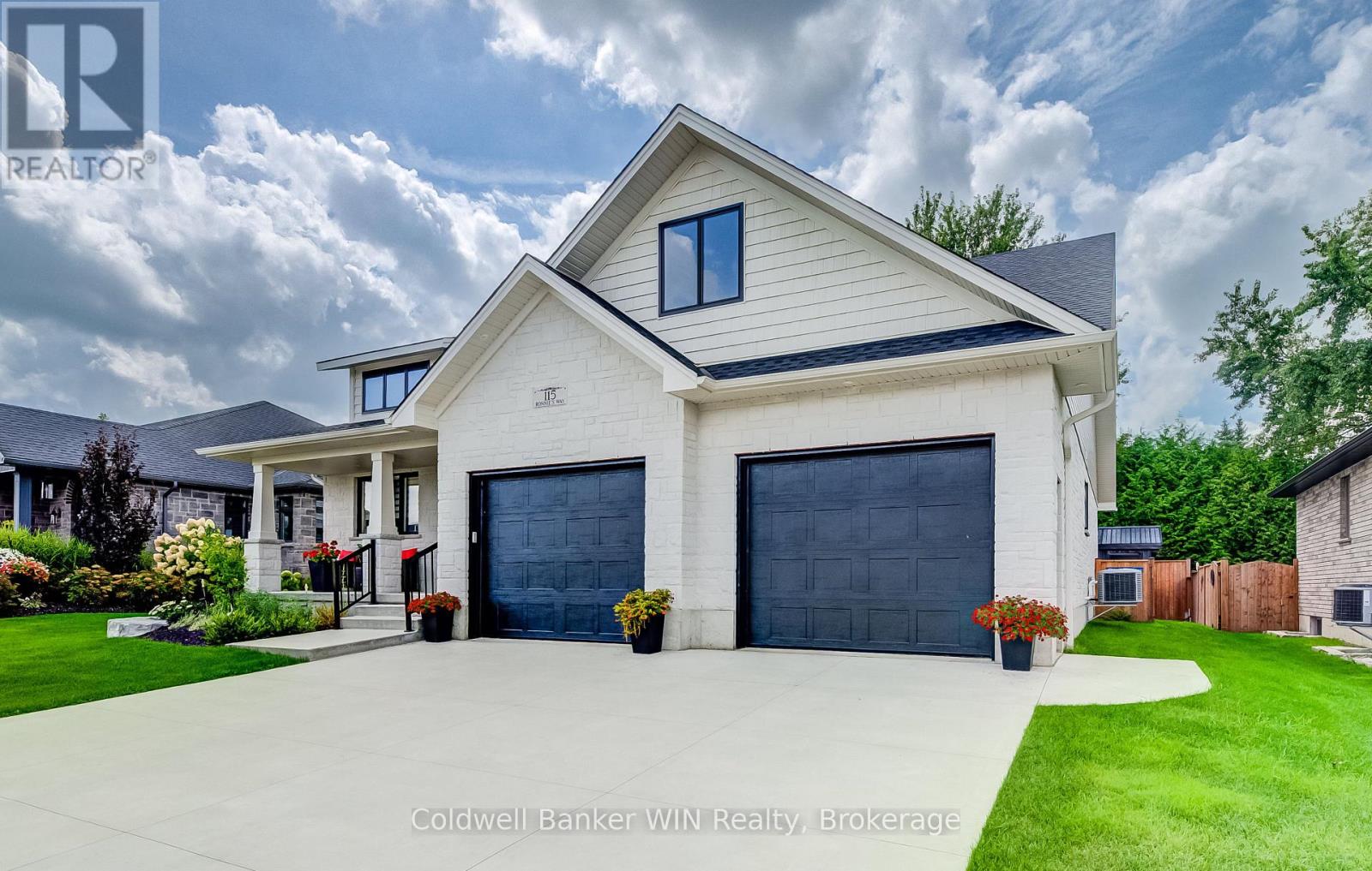 115 Ronnies Way, Wellington North (Mount Forest), Ontario  N0G 2L2 - Photo 2 - X13721330