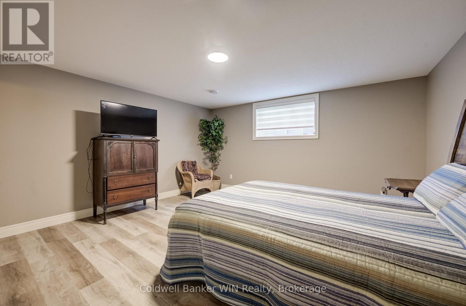 115 Ronnies Way, Wellington North (Mount Forest), Ontario  N0G 2L2 - Photo 34 - X13721330