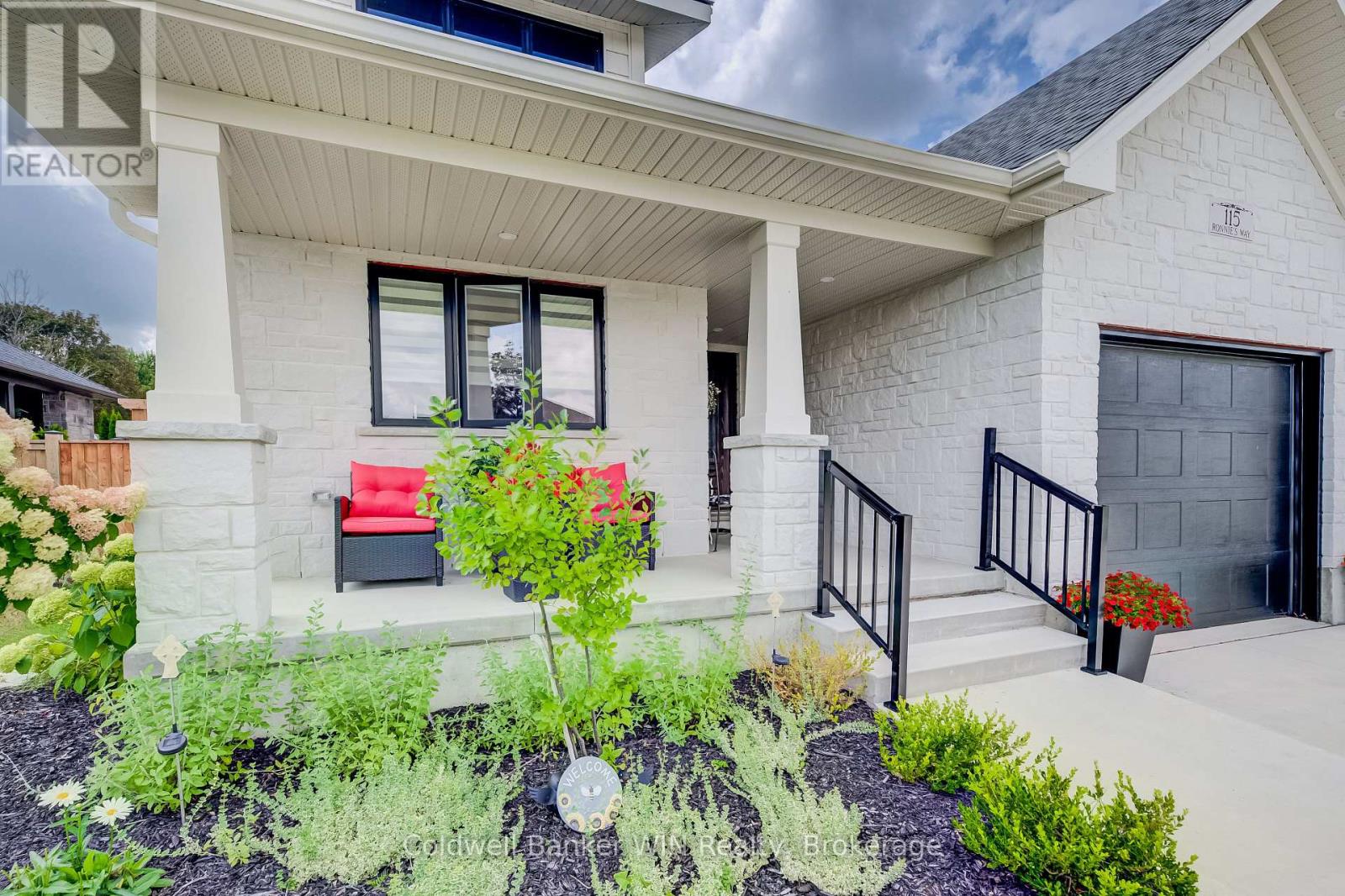 115 Ronnies Way, Wellington North (Mount Forest), Ontario  N0G 2L2 - Photo 4 - X13721330