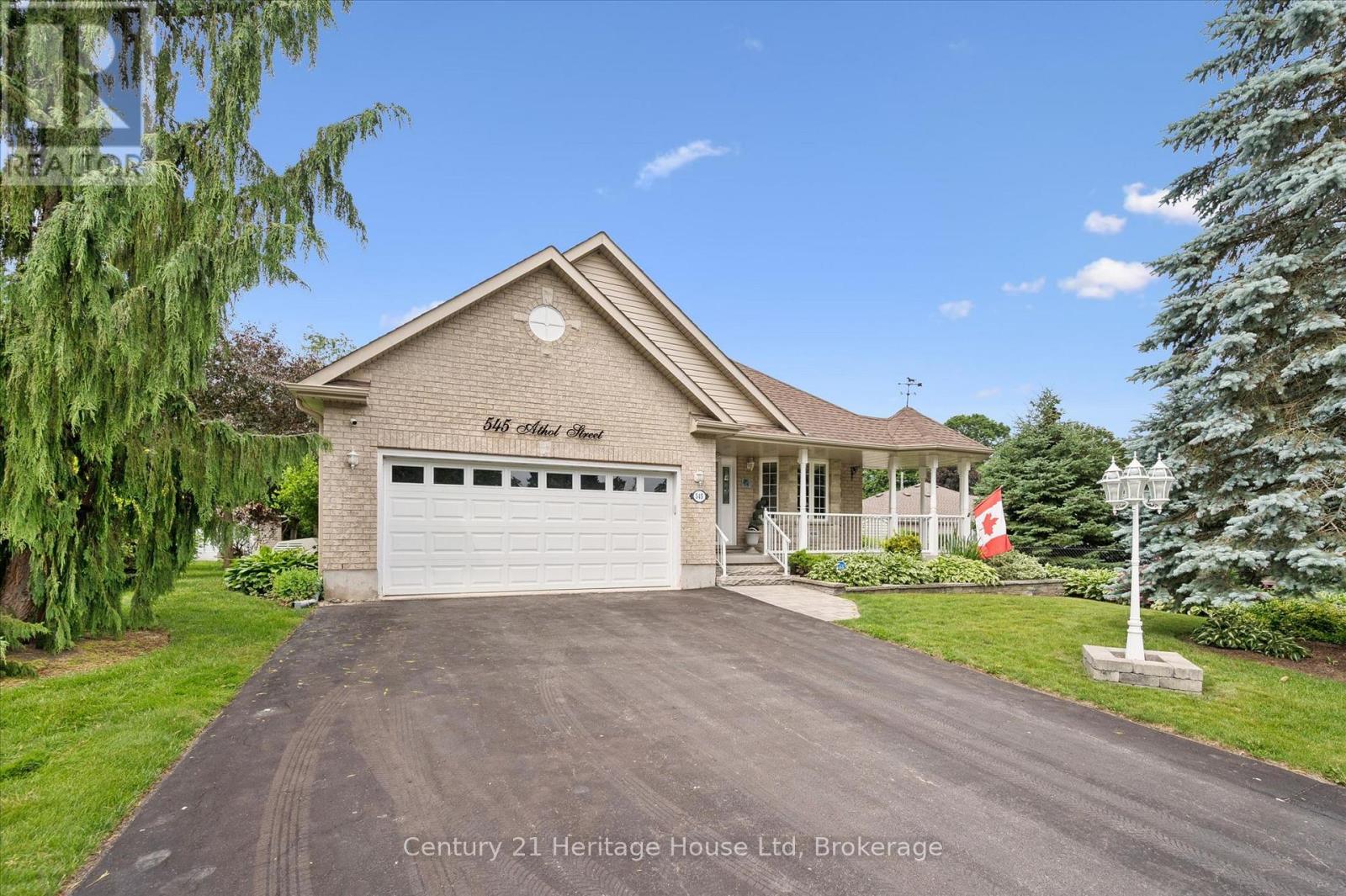 545 Athol Street, Centre Wellington (Fergus), Ontario  N1M 3T6 - Photo 2 - X13721362