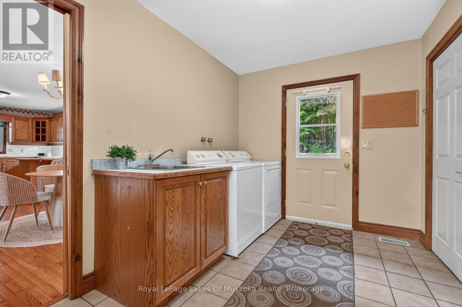 9 Silver Street, Huntsville, Ontario  P1H 1M1 - Photo 17 - X13721402