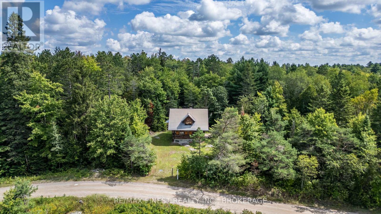 119 KENNEBEC ROAD, Addington Highlands, Ontario