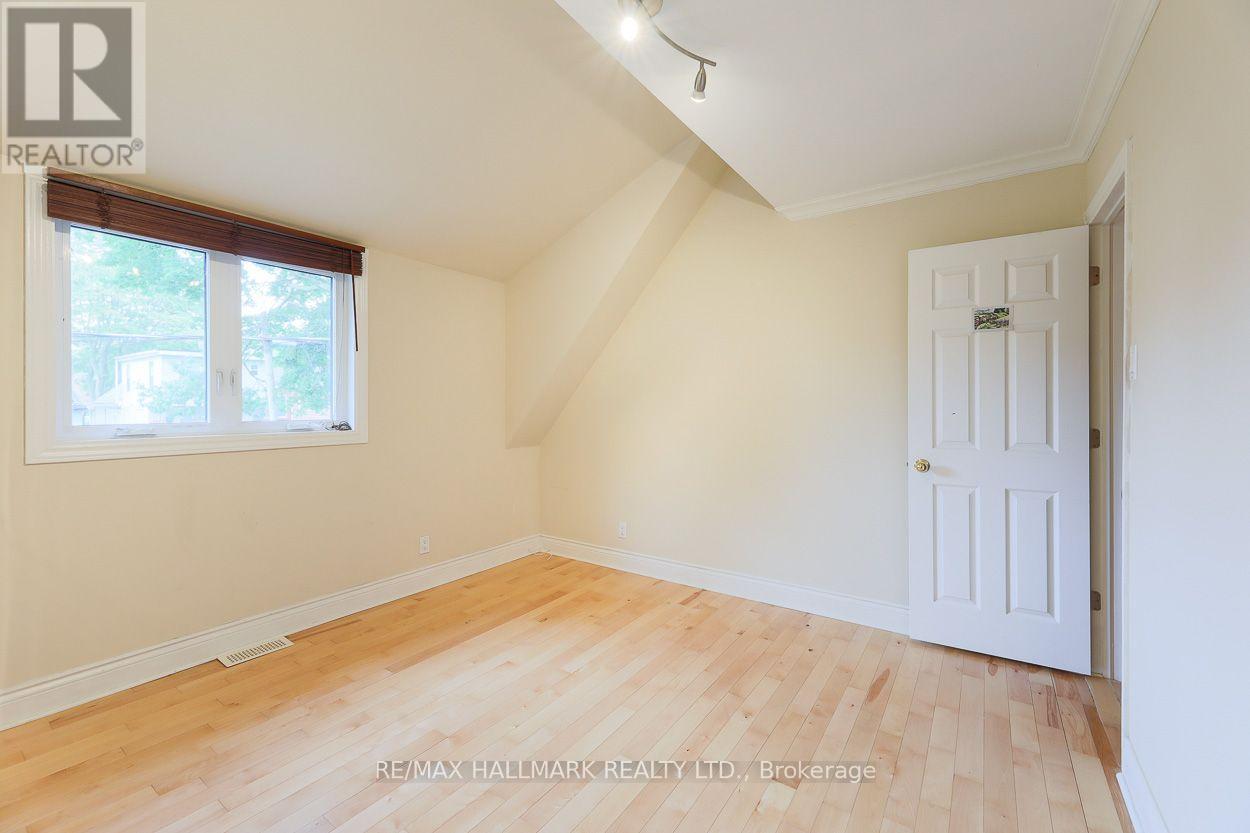 703 Craven Road, Toronto, Ontario  M4L 2Z7 - Photo 21 - E13721404