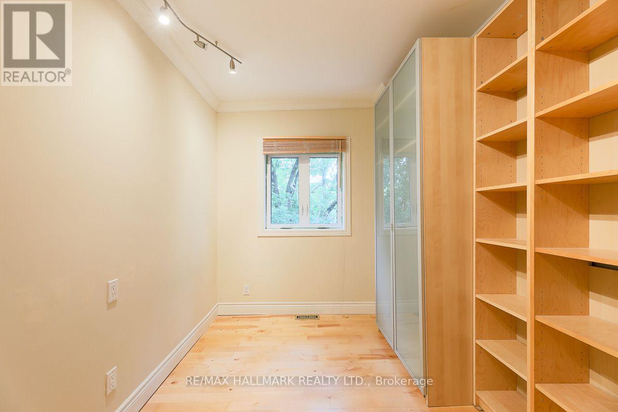 703 Craven Road, Toronto, Ontario  M4L 2Z7 - Photo 26 - E13721404