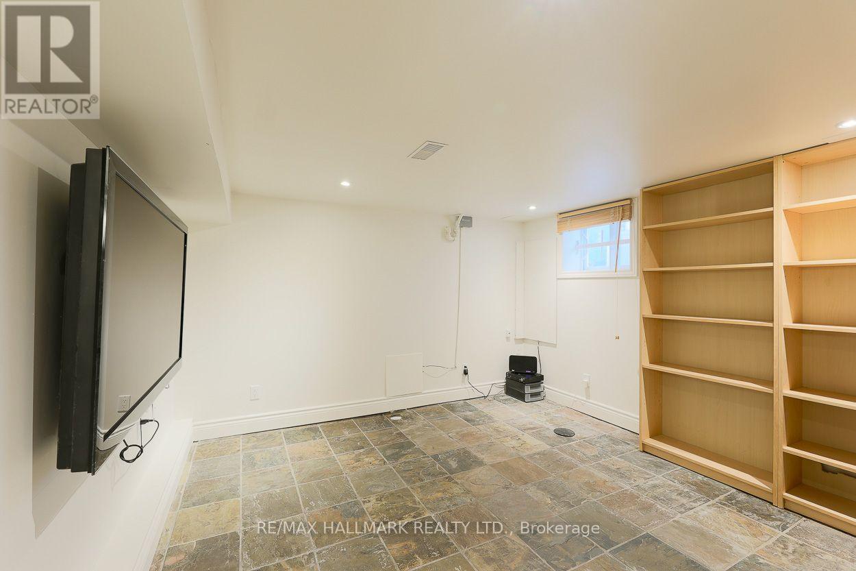703 Craven Road, Toronto, Ontario  M4L 2Z7 - Photo 29 - E13721404