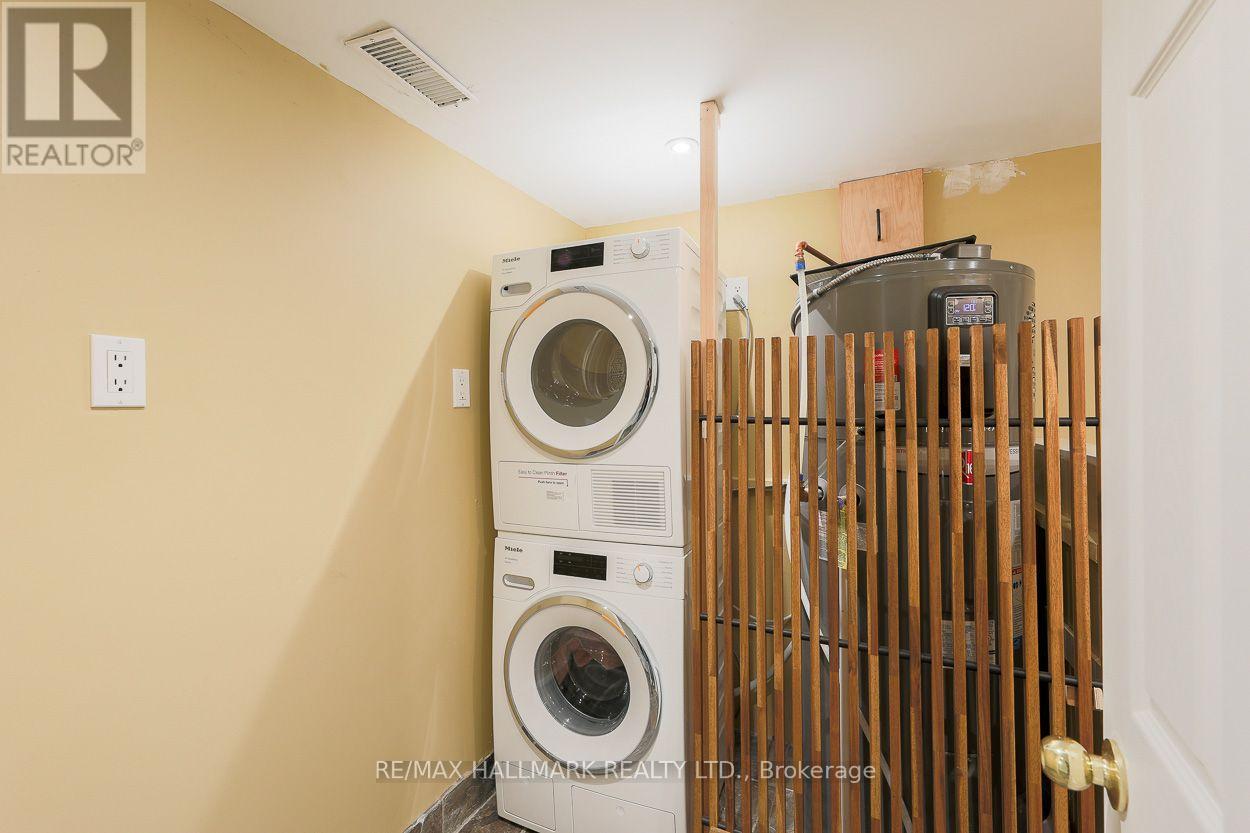 703 Craven Road, Toronto, Ontario  M4L 2Z7 - Photo 34 - E13721404