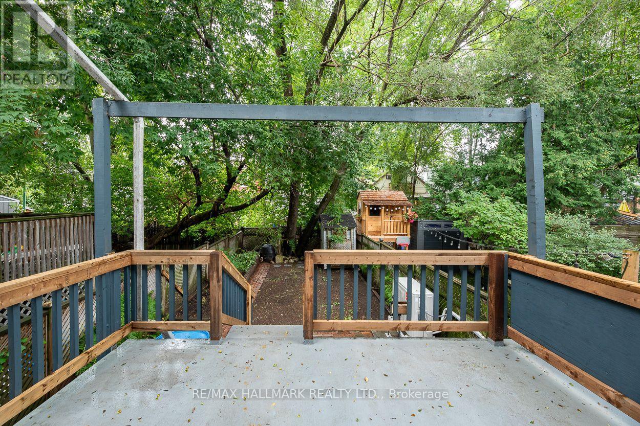 703 Craven Road, Toronto, Ontario  M4L 2Z7 - Photo 38 - E13721404