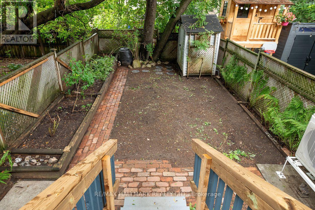 703 Craven Road, Toronto, Ontario  M4L 2Z7 - Photo 39 - E13721404