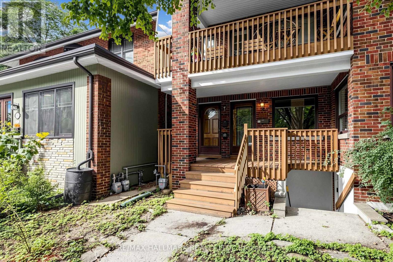 Main - 166 Cambridge Avenue, Toronto, Ontario  M4K 2L9 - Photo 2 - E13721406