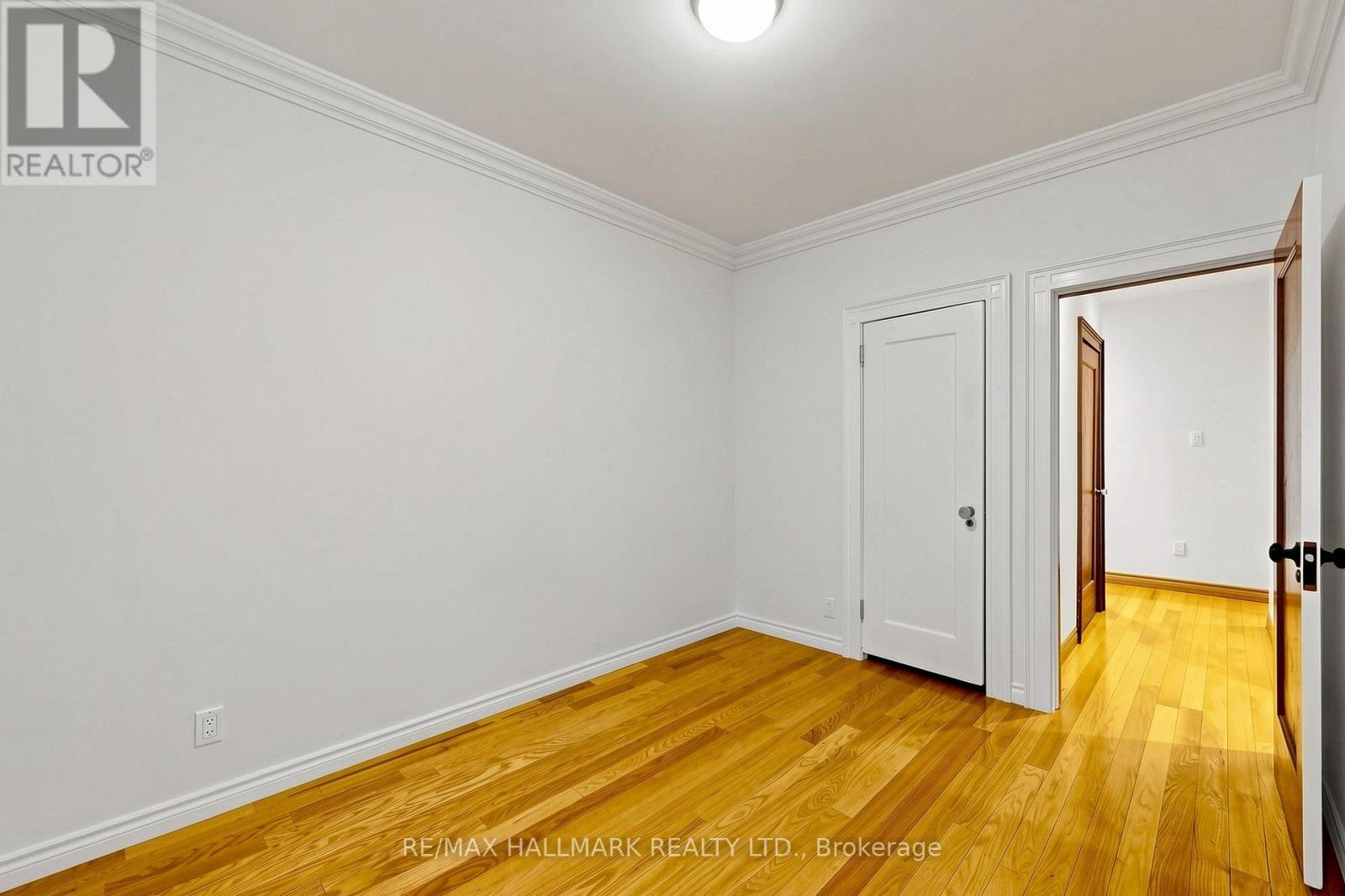 Main - 166 Cambridge Avenue, Toronto, Ontario  M4K 2L9 - Photo 33 - E13721406