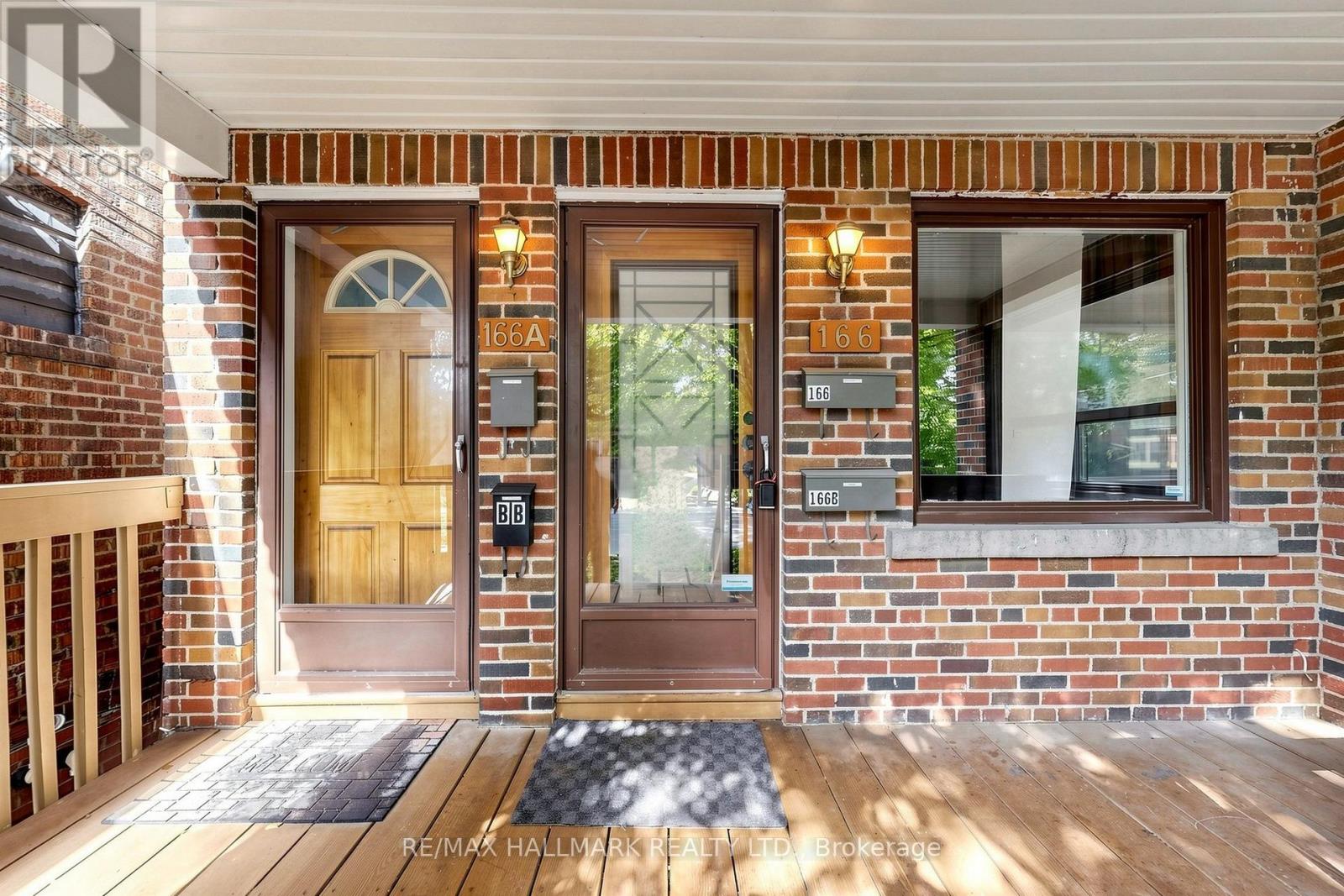 Main - 166 Cambridge Avenue, Toronto, Ontario  M4K 2L9 - Photo 4 - E13721406