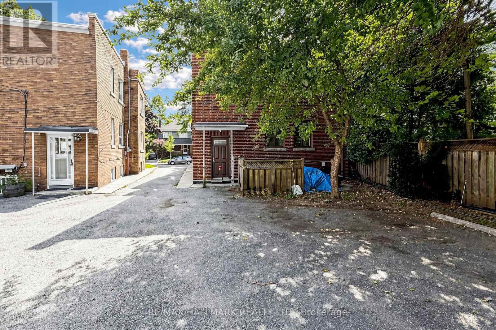 Main - 166 Cambridge Avenue, Toronto, Ontario  M4K 2L9 - Photo 42 - E13721406